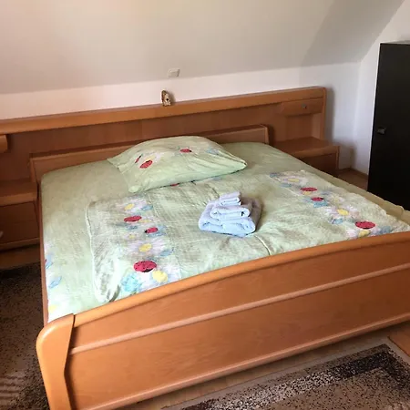 Wiesenblick Dachgeschoss Sonnenberg Grambow Апартаменты *